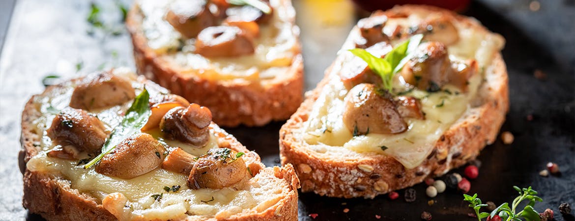 Delicious Mushrooms on toast! Start your order now!