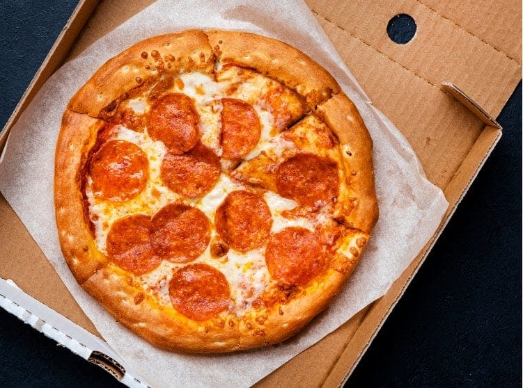 A delicious pepperoni pizza available for delivery from Pizza Takeaway (Hull)