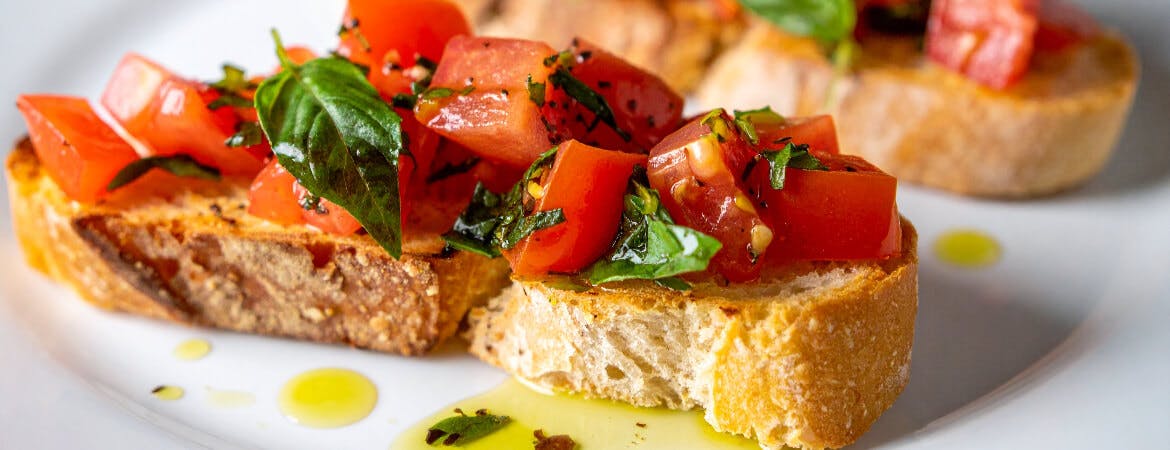 Choose your online ordering method and start your order from Del Mundos in Swindon