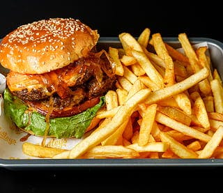 Burger served at Mutleys (Barking)