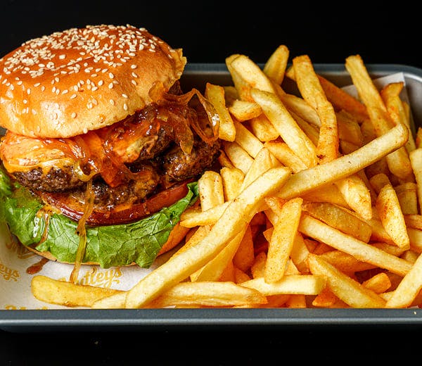 Burger served at Mutleys (Barking)