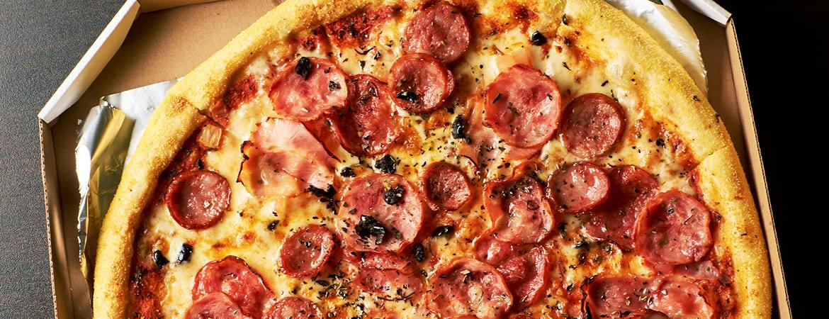 Order pizzas from Grill Fusion Food with all your favourite toppings!