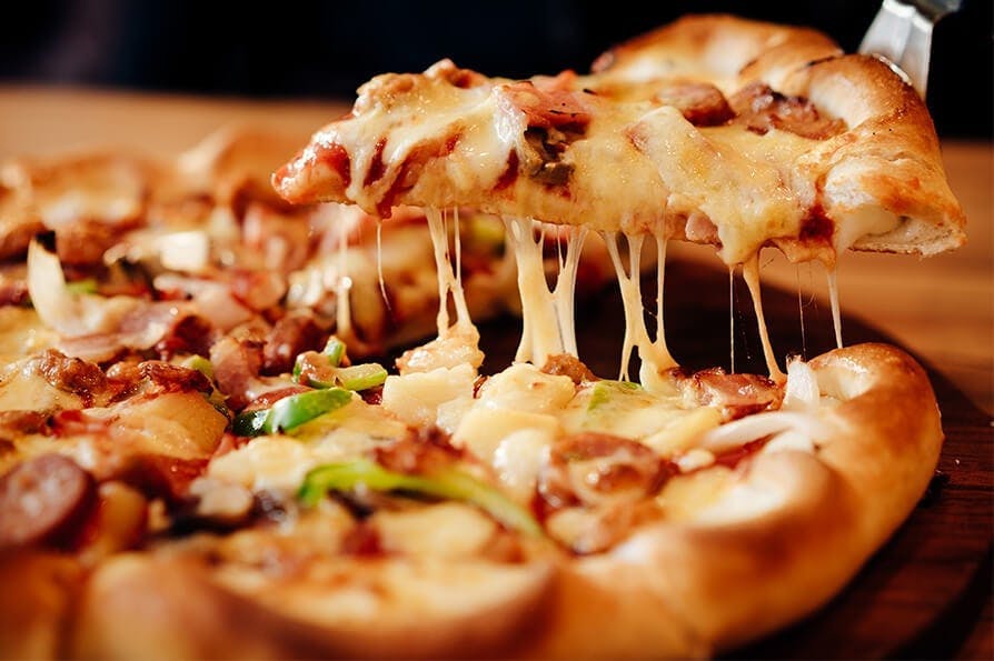 Order delicious pizza from Pizza Place, Midanbury, all made with 100% fresh dough.