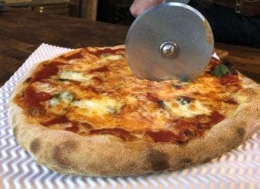 Order for Delivery or Collection from our Pizza Takeaway in St Albans