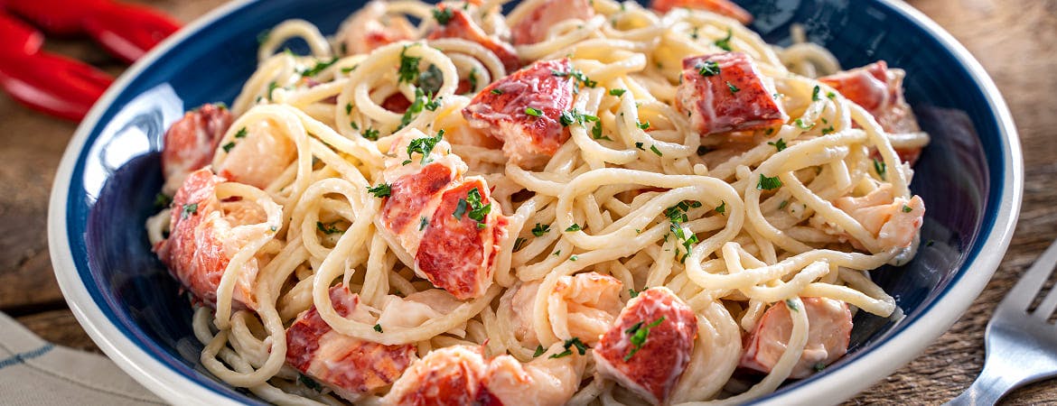 Order mouth-wateringly authentic Italian pasta dishes from Da Vinci Restaurant (Swindon)